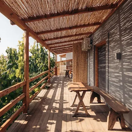 Sirens Beach Houses Aparthotel Marathias